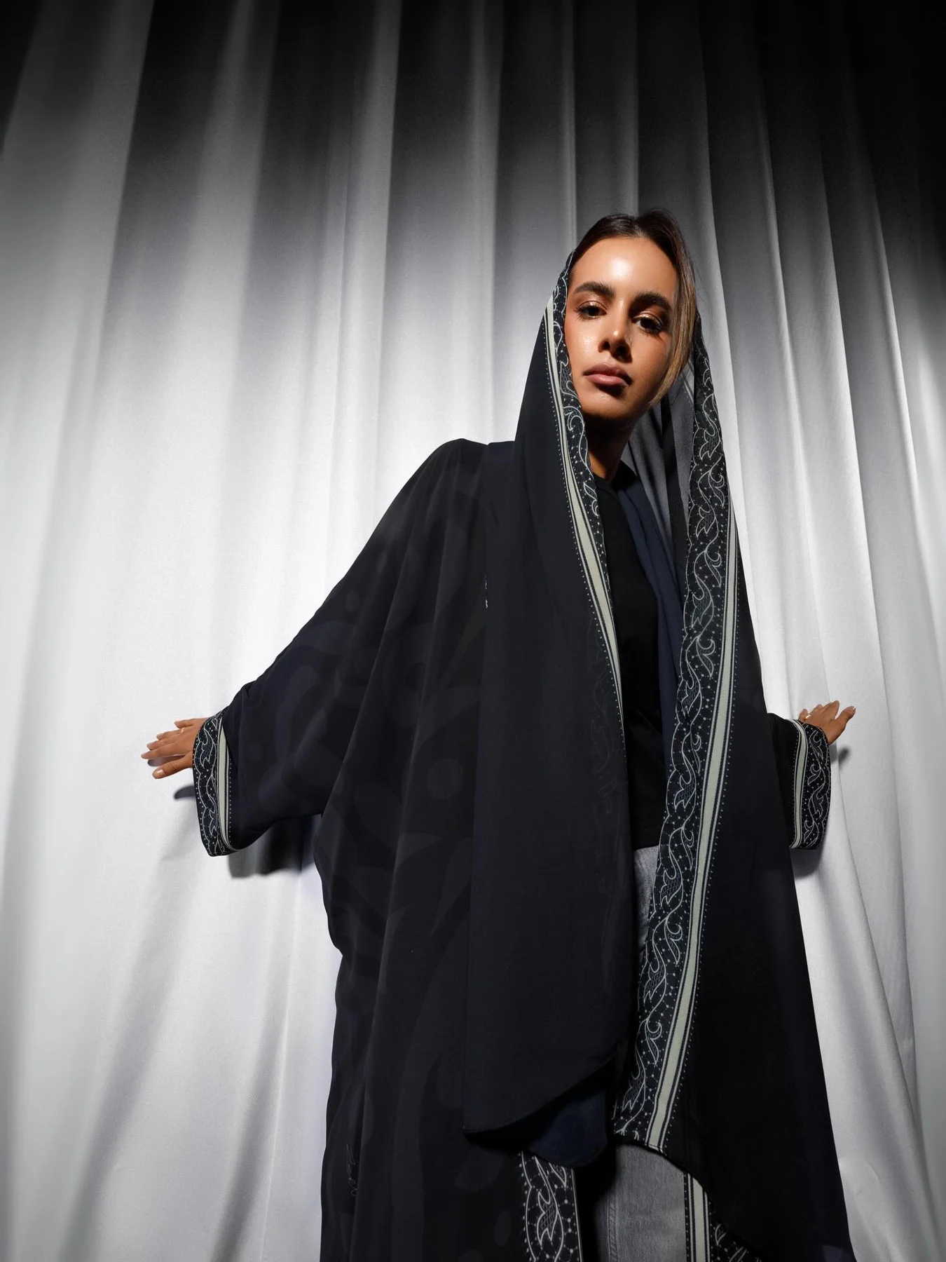 ZEELINE black abaya