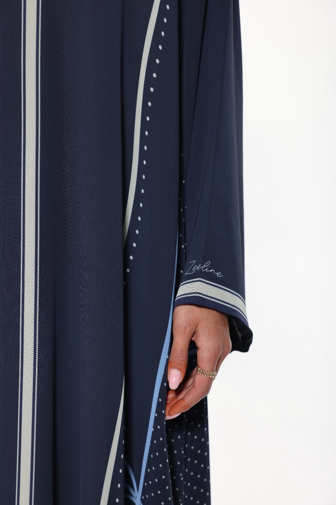Bow Lines — Navy — detail view